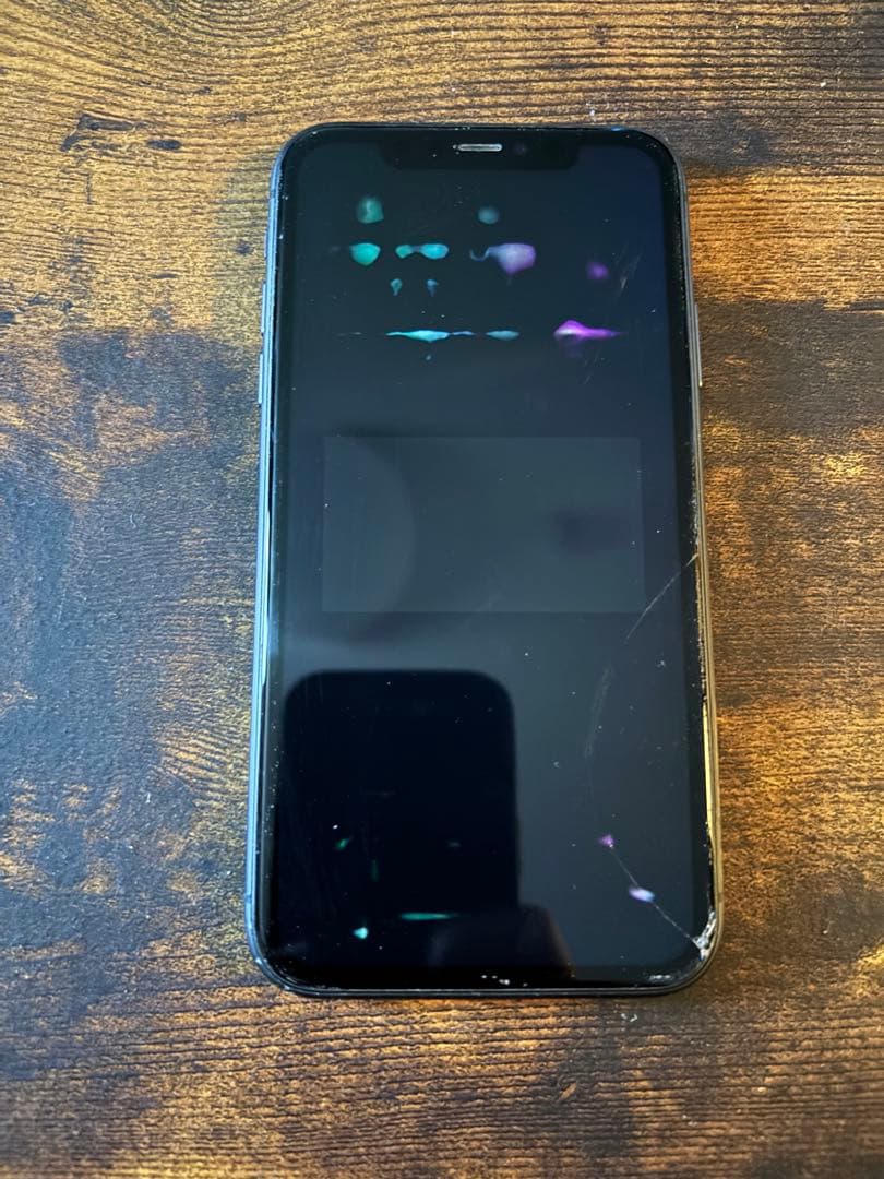 iPhone 11 ブラック 64GB 背面割れ | 激安通販のイーサプライ