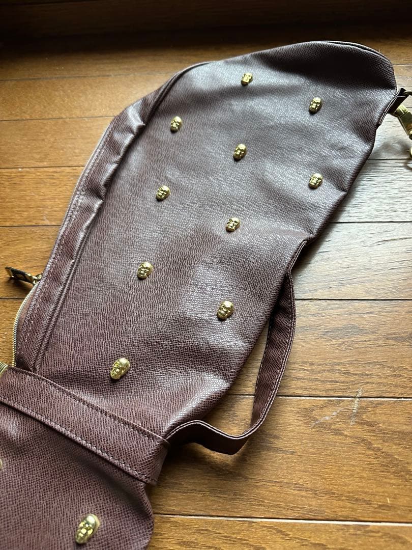 マーク&ロナMARK&LONA クラブケース ユニセックス スカル スタッズ