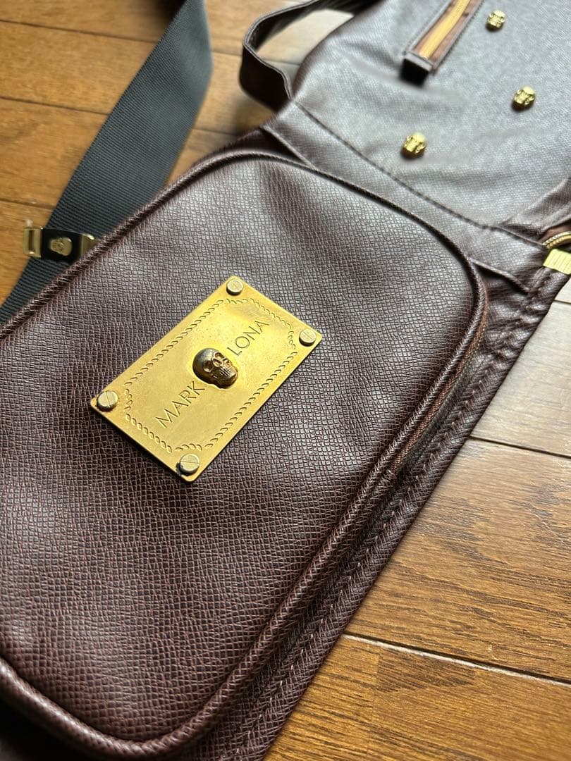 マーク&ロナMARK&LONA クラブケース ユニセックス スカル スタッズ