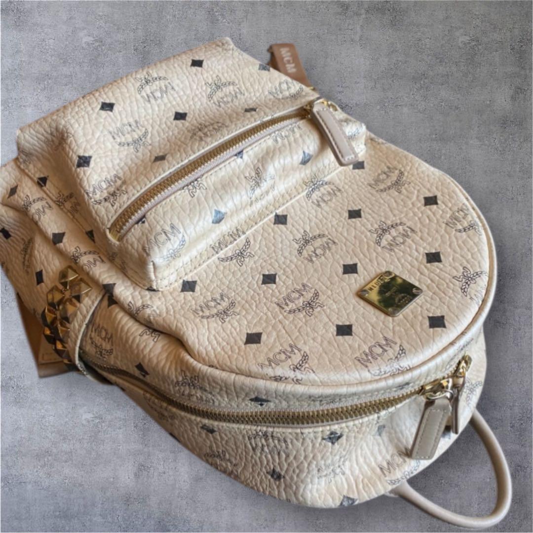 MCM リュック ベージュ サイドスタッズ バックパック
