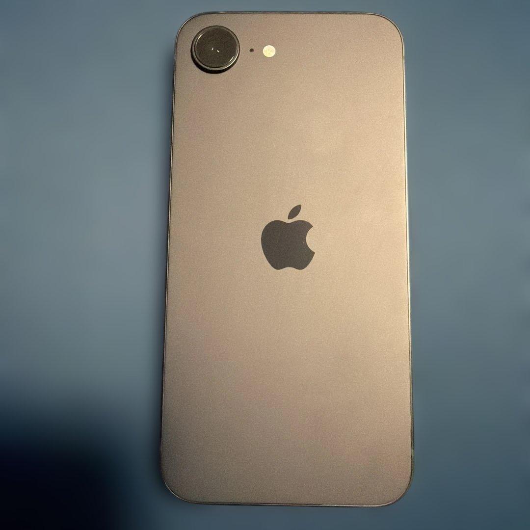 Apple iPhone16e ブラック 128GB