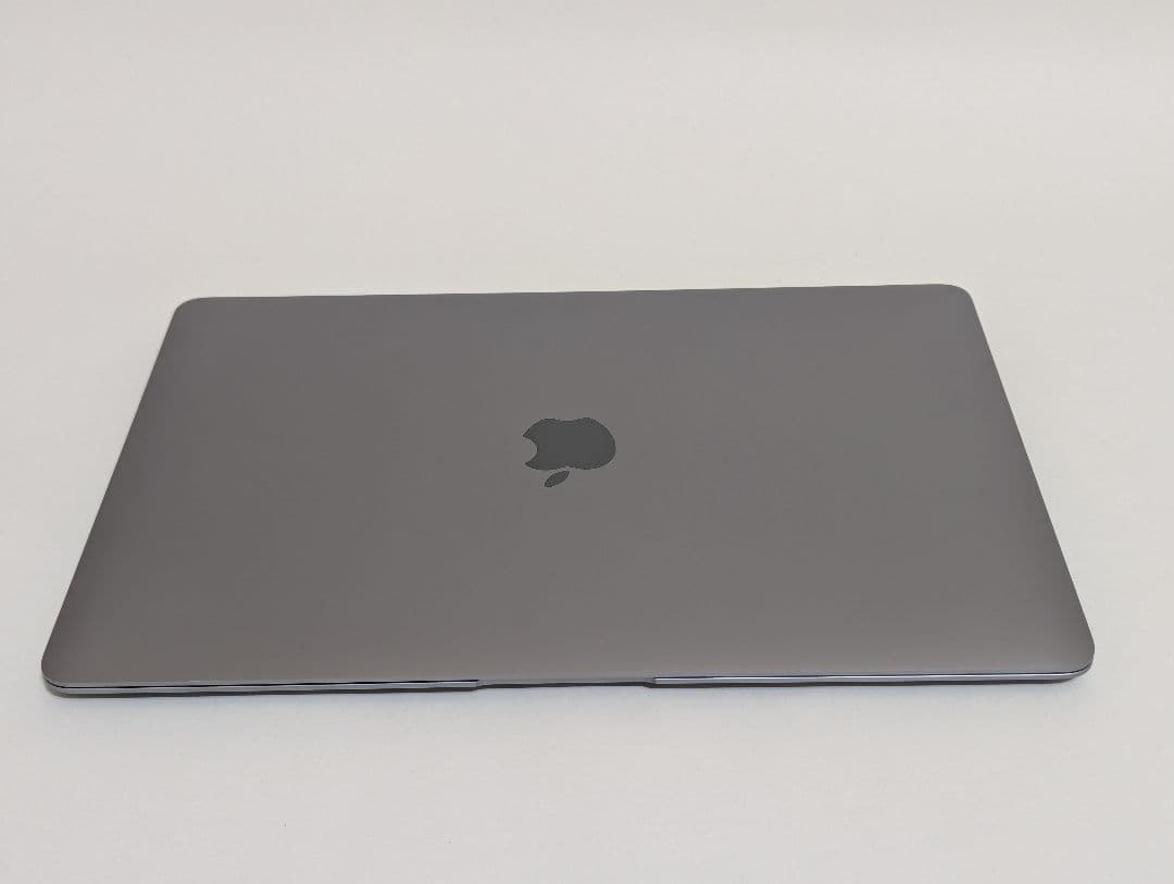 M1 MacBook Air 13インチ 8GB/256GB スペースグレイ