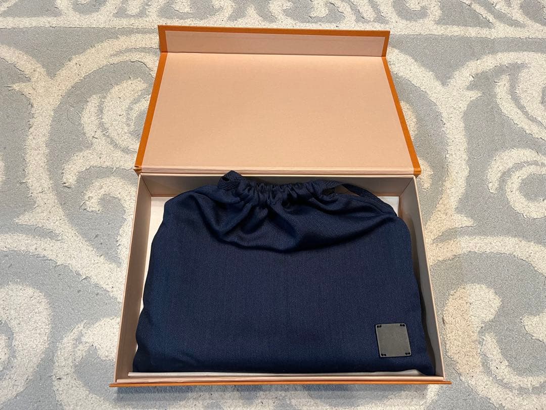 レア品　LOUIS VUITTON ルイヴィトン　エトールモノグラム　ストール