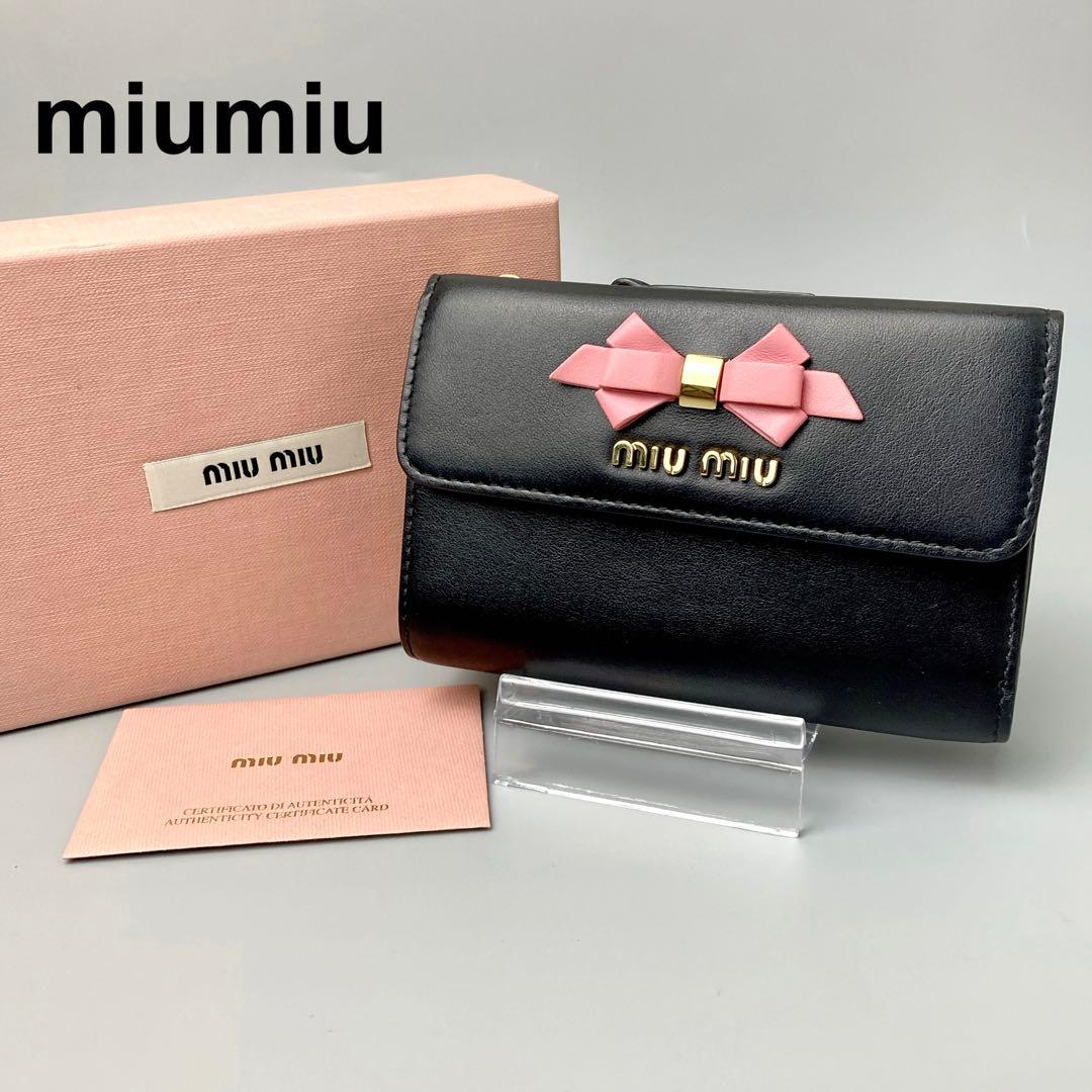 美品 miumiu ミュウミュウ 三つ折り財布 ラウンドジップ リボン ピンク