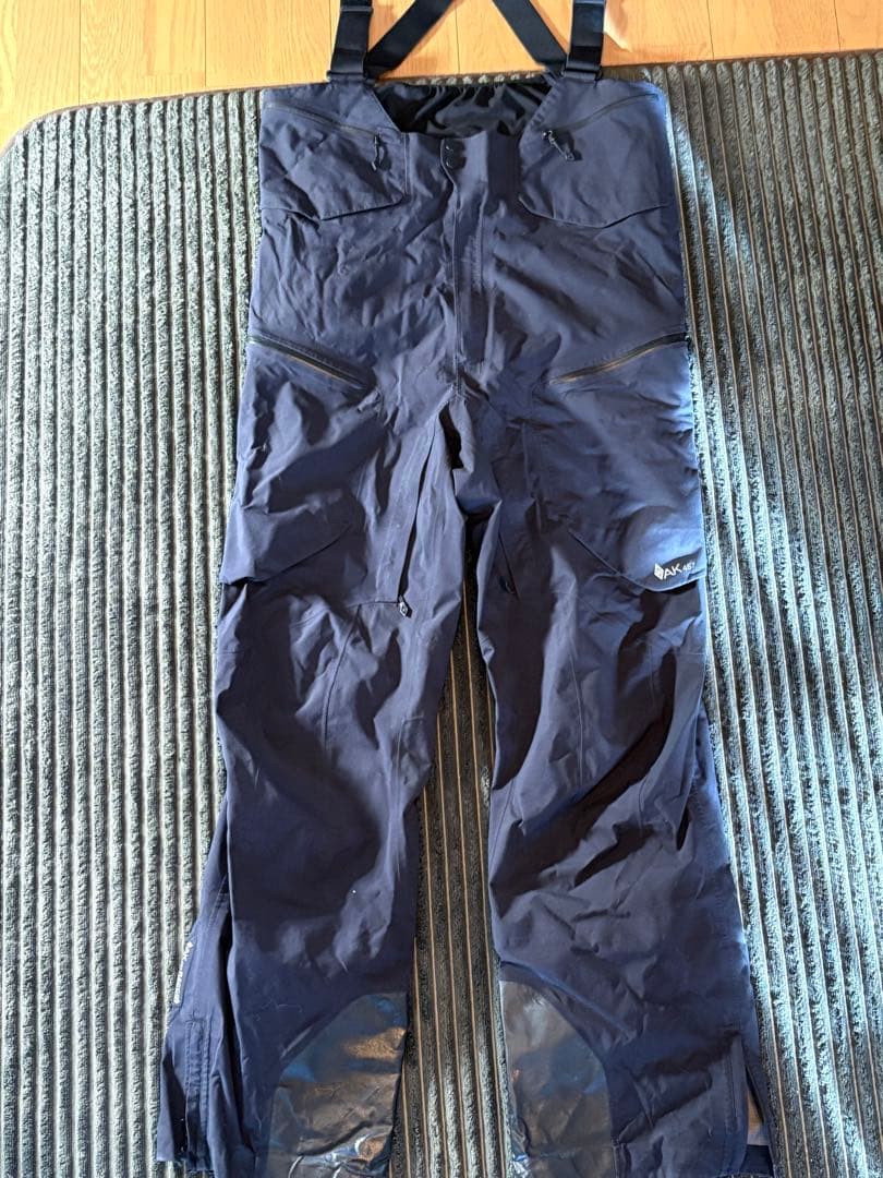 AK457GORE-TEXpro ビブパンツ