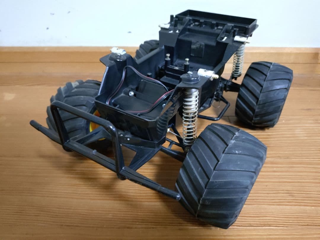 カ*ヤ様 タミヤ　ランチボックス　サーボ　モーター付　オフロード　ラジコン