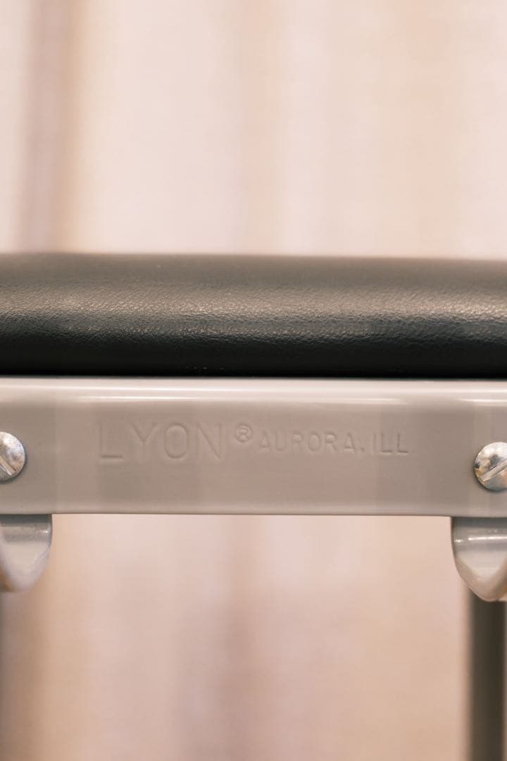 PFS／LYON社オーロラチェア ハイスツール 廃盤モデル 1脚 - メルカリ