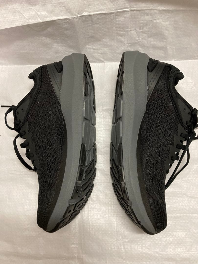 まめです。Topo Athletic PHANTOM 3 23.5㎝