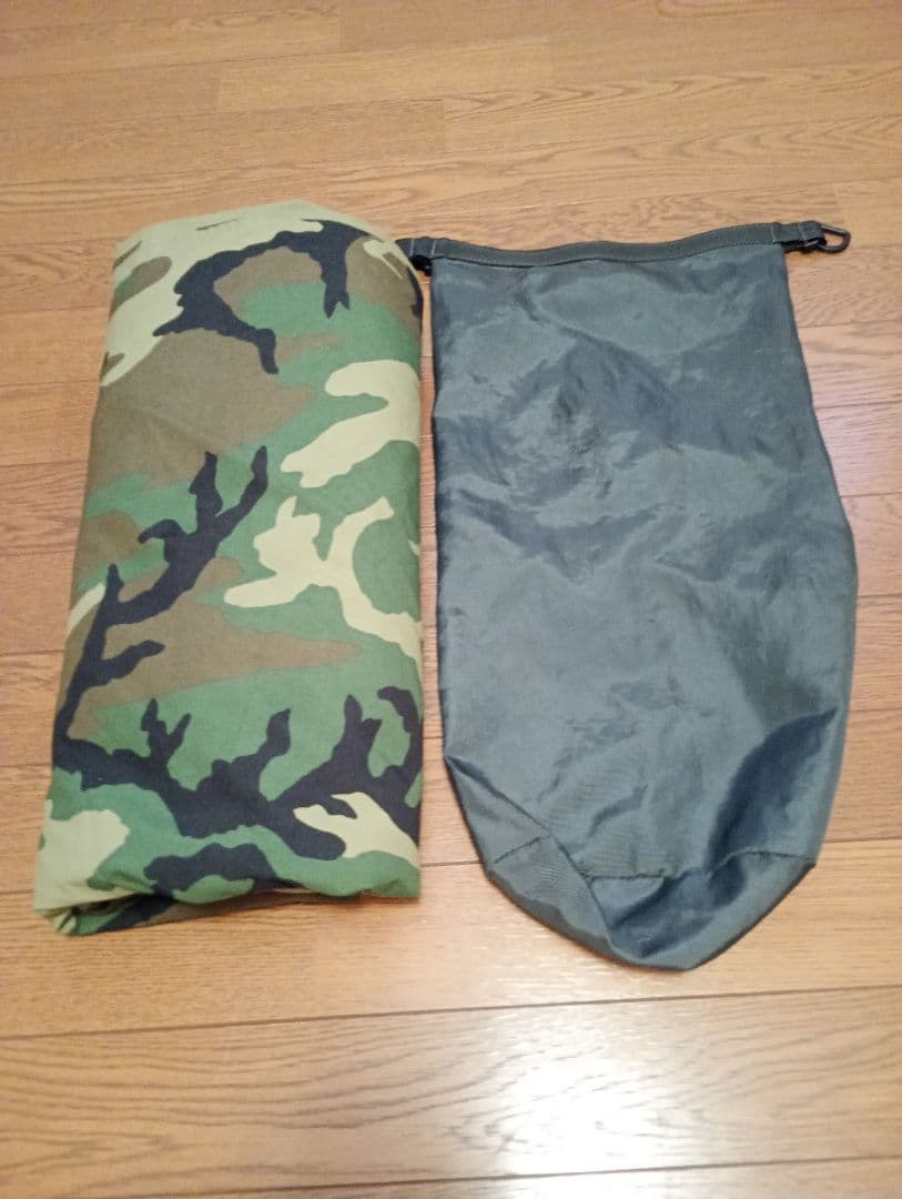 迷彩柄の寝袋カバー GORE-TEX（品）
