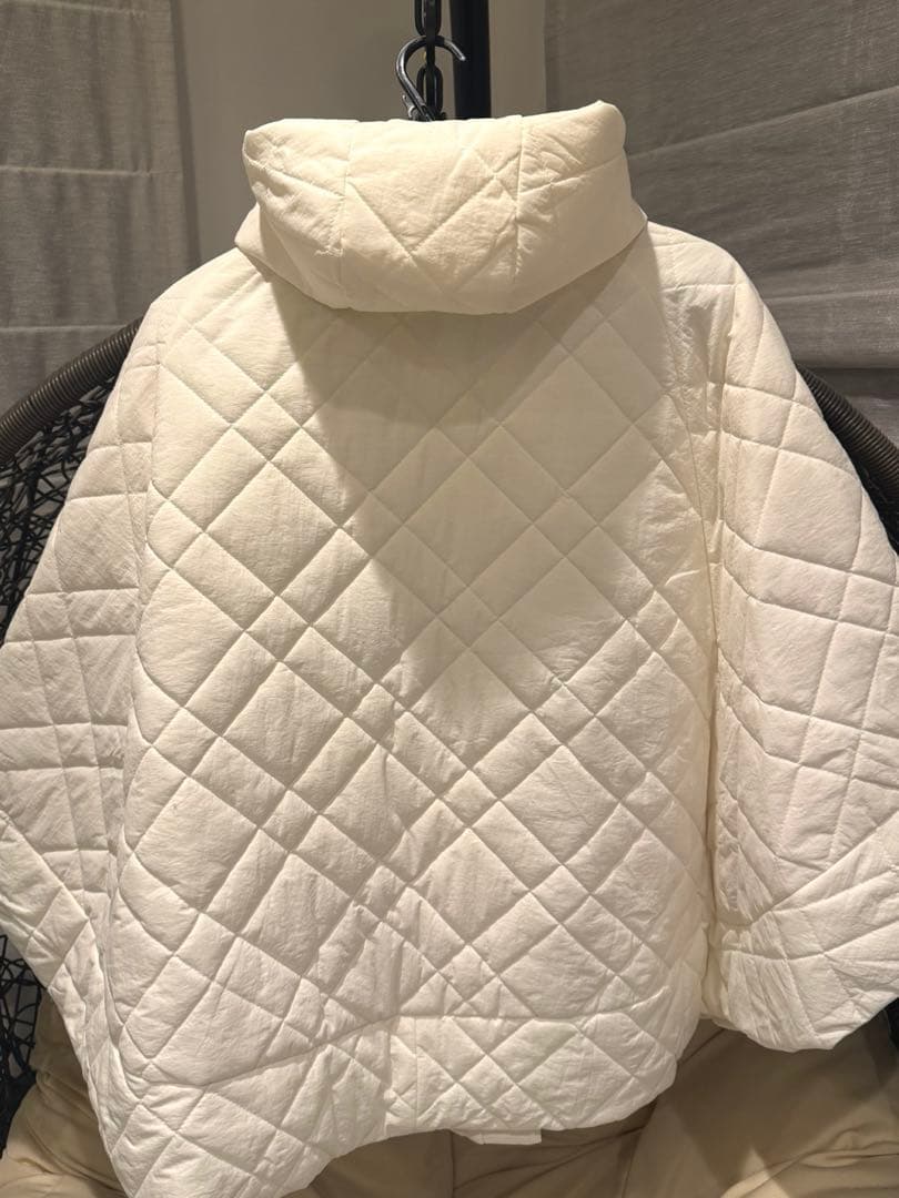 maison de Dolce⭐︎メゾンドドルチェ⭐︎キルティング ポンチョ（美品）