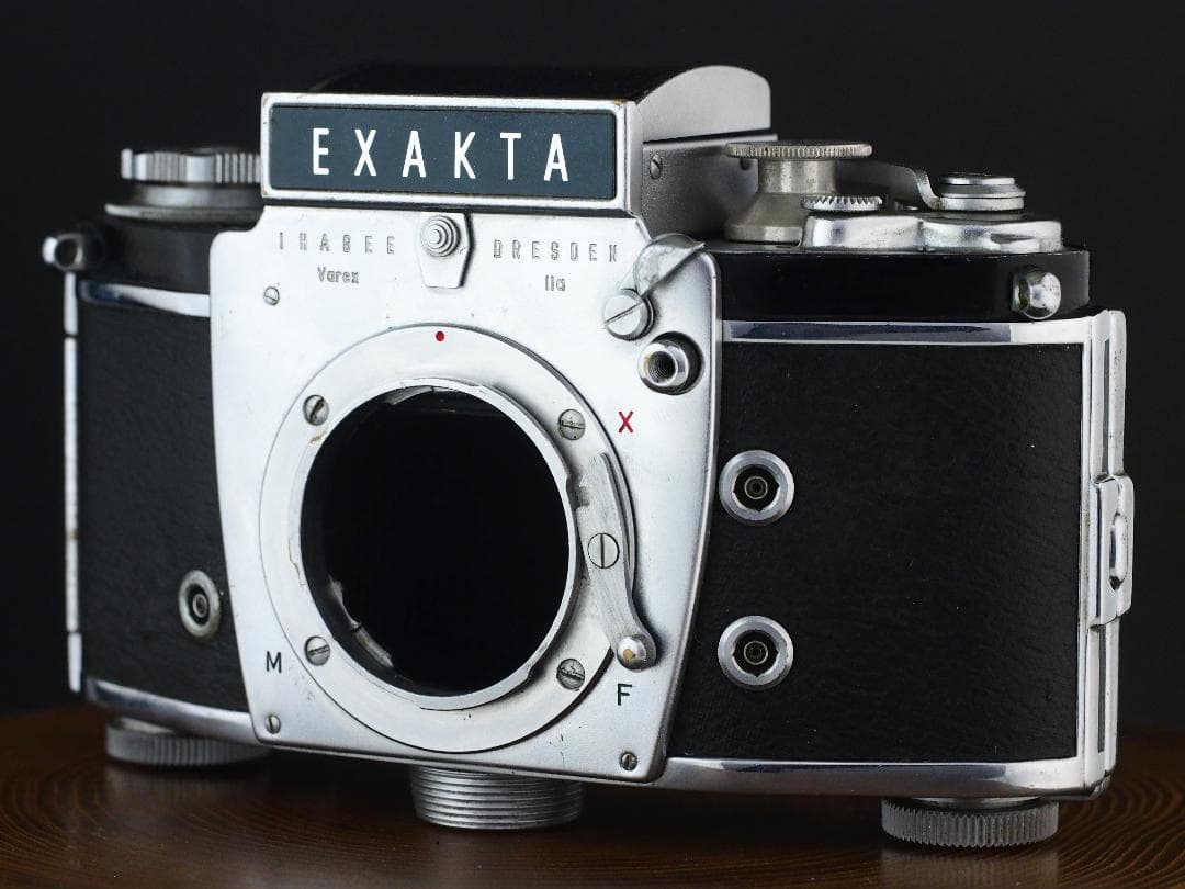 EXAKTA VAREX lla ボディ Ihagee