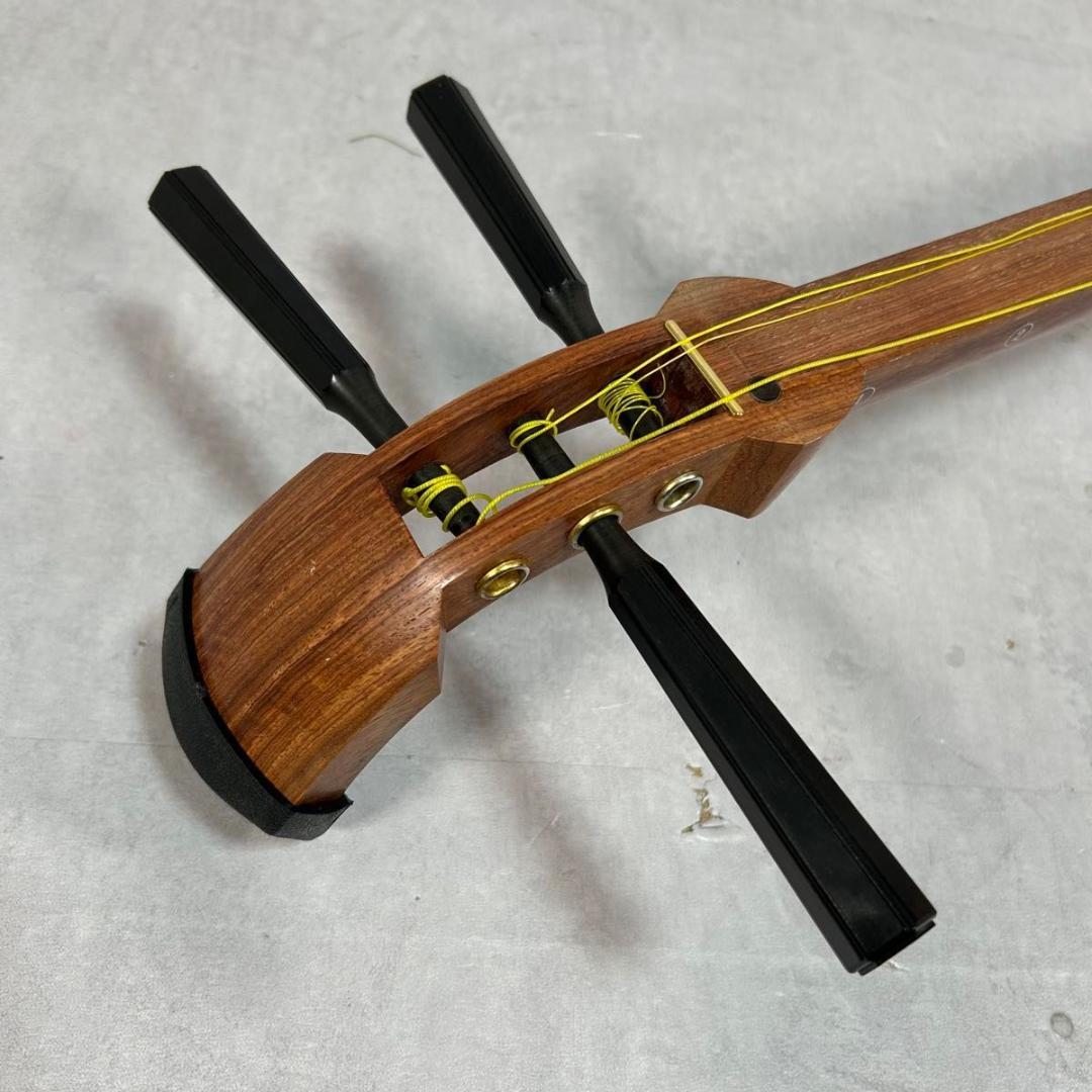 三味線　地唄　中棹　東さわり　本皮　三つ折り