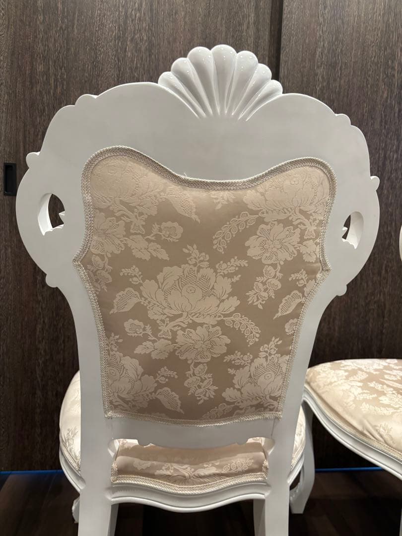 ダイニングチェア　ホワイト　ビバリーヒルズ　猫脚　ロココ家具　2脚セット　椅子