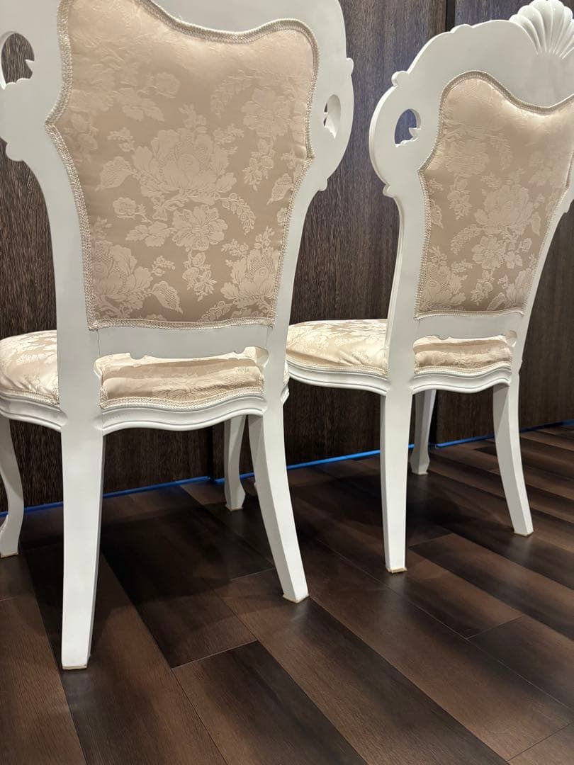 ダイニングチェア　ホワイト　ビバリーヒルズ　猫脚　ロココ家具　2脚セット　椅子