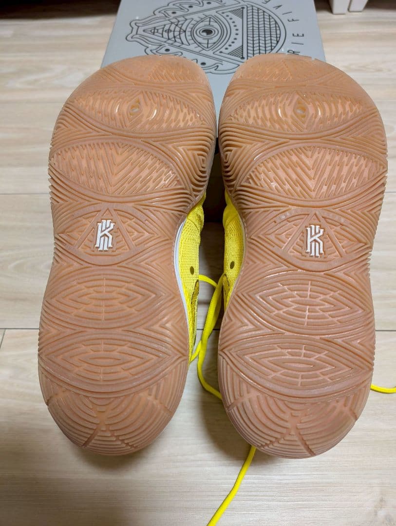 NIKE KYRIE 5 スポンジボブ ナイキ カイリー