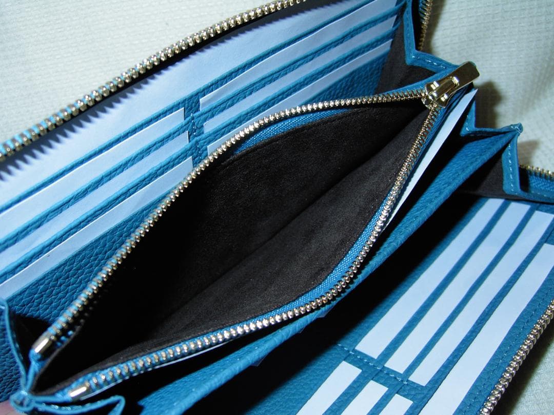 新品 76％OFF ぺリンガー シュランケンカーフ 長財布 ブルー 日本製