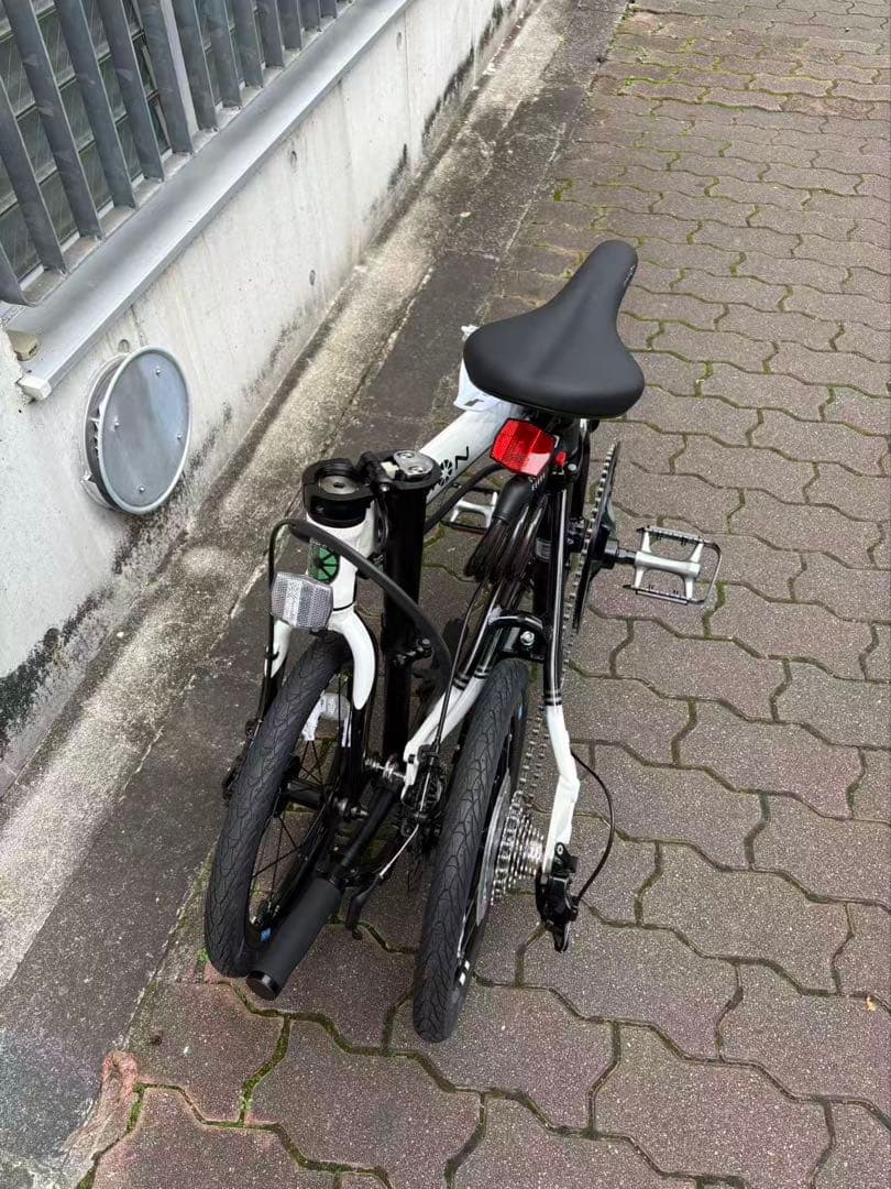 DAHON K3Plus自転車ブラック×ホワイトグラデーショ k9x 【未使用