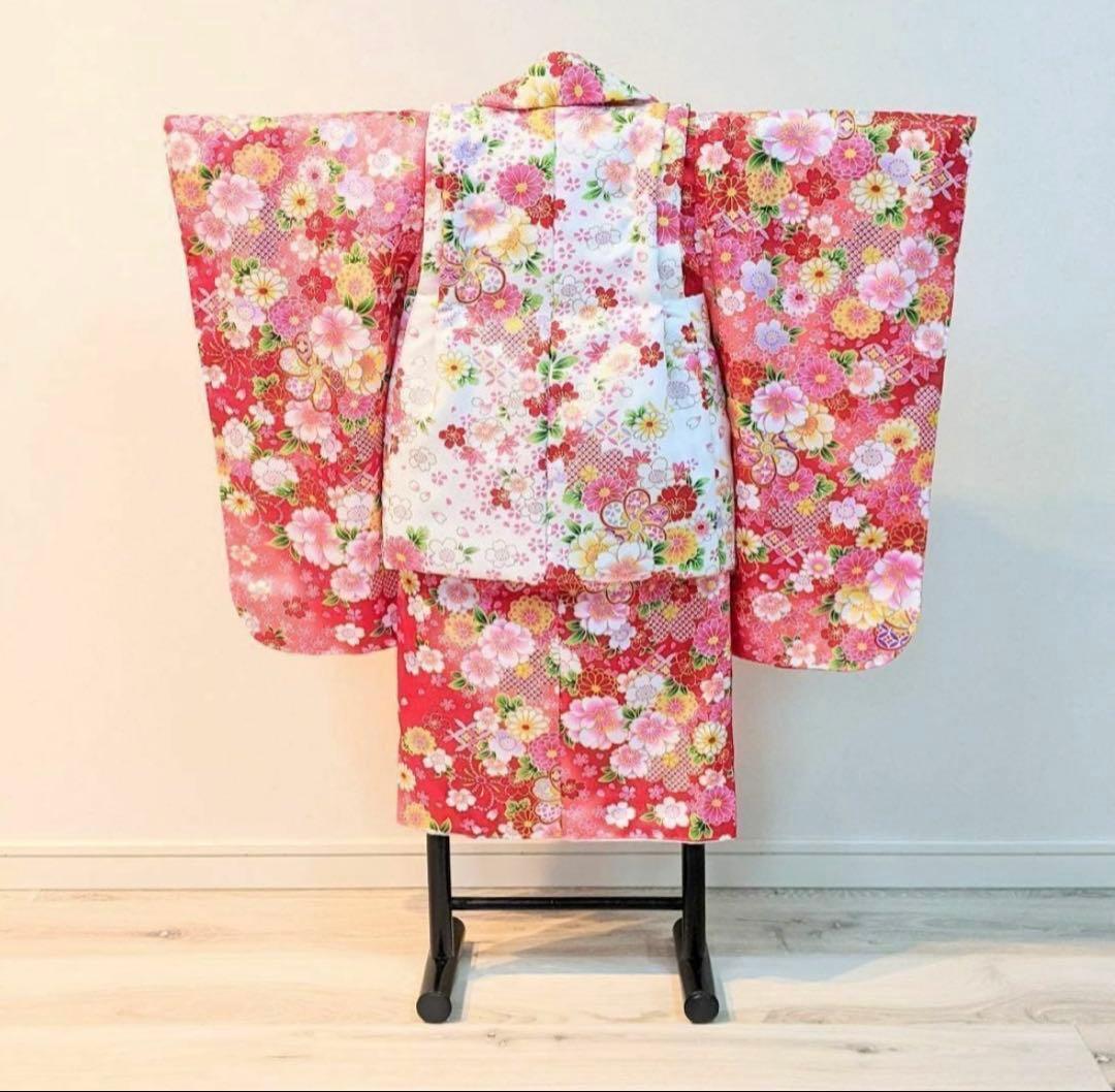 値下げしました新品✨七五三 3歳赤・ピンク花柄 被布着