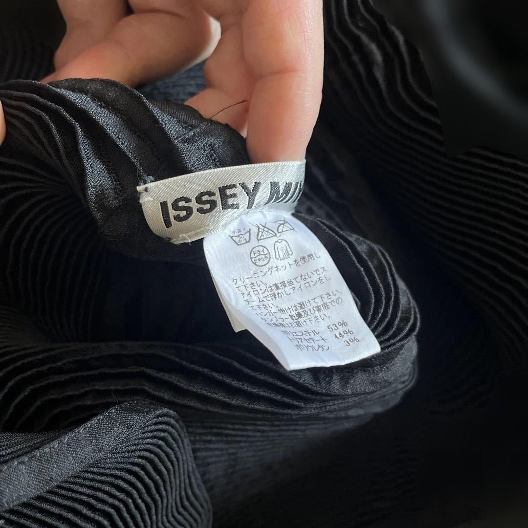 イッセイミヤケ　プリーツデザイン ポンチョ