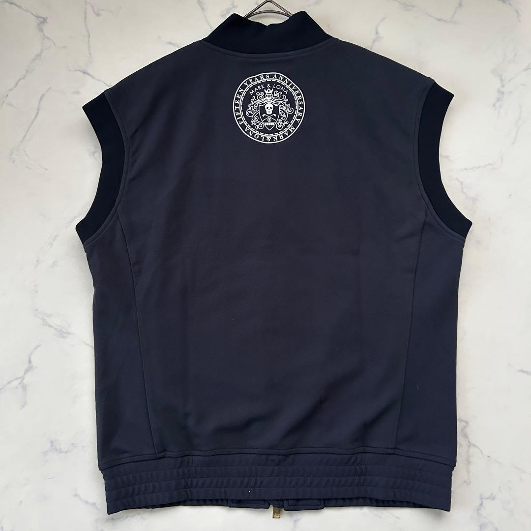 マークアンドロナ 2023年モデル ダブルジップ ベスト 刺繍 ゴールド金具