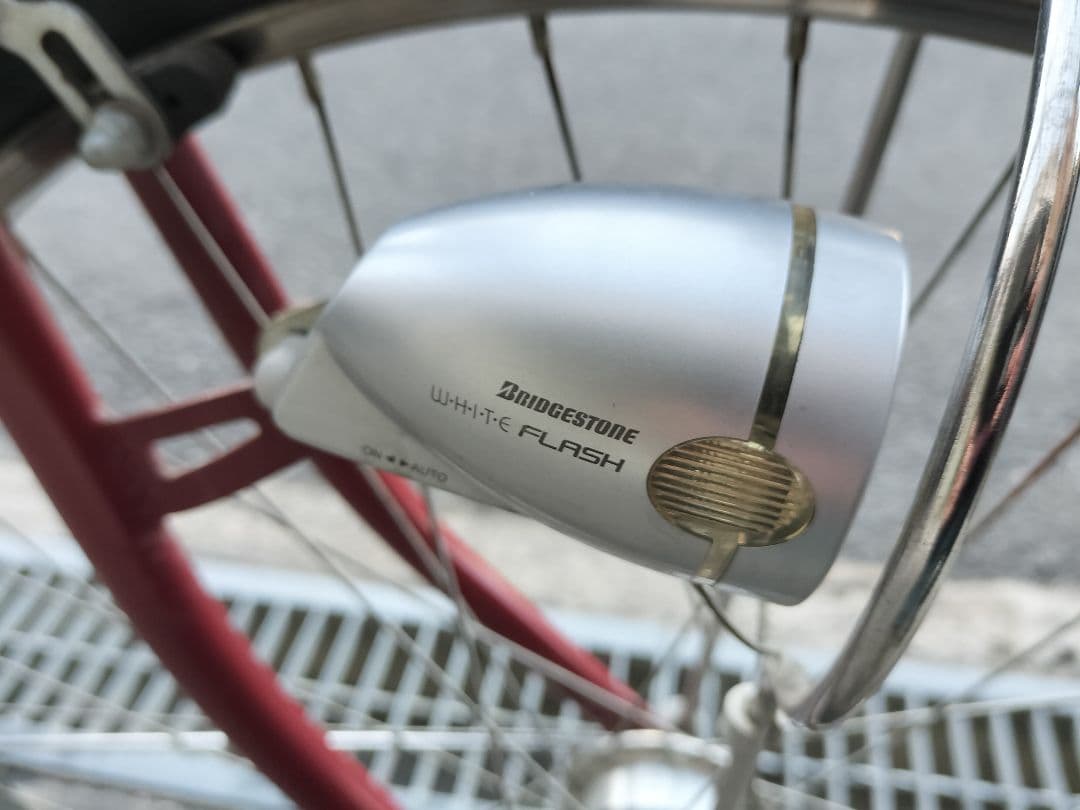 ブリヂストン シティサイクル 赤 2バスケット　変速ギア無し　大阪府寝屋川市