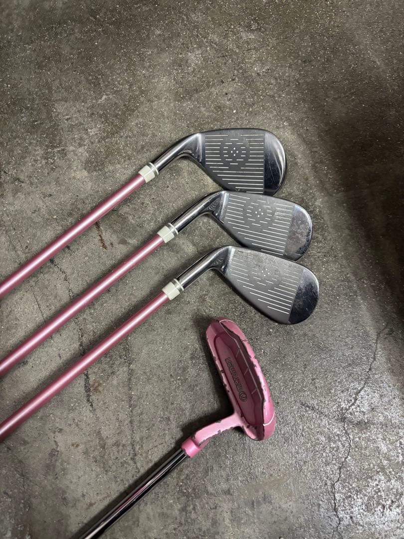 バック美品‼️FIGARO PARIS ゴルフバッククラブセットハーフセット7本