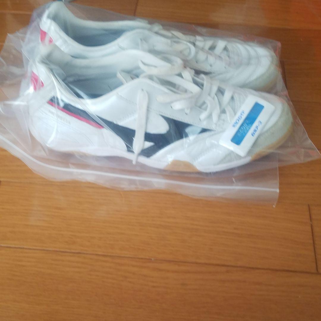 ミズノ　モレリア　フットサルシューズ　26cm