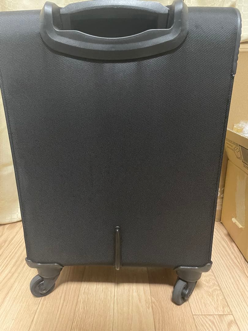 reversal キャリーケース