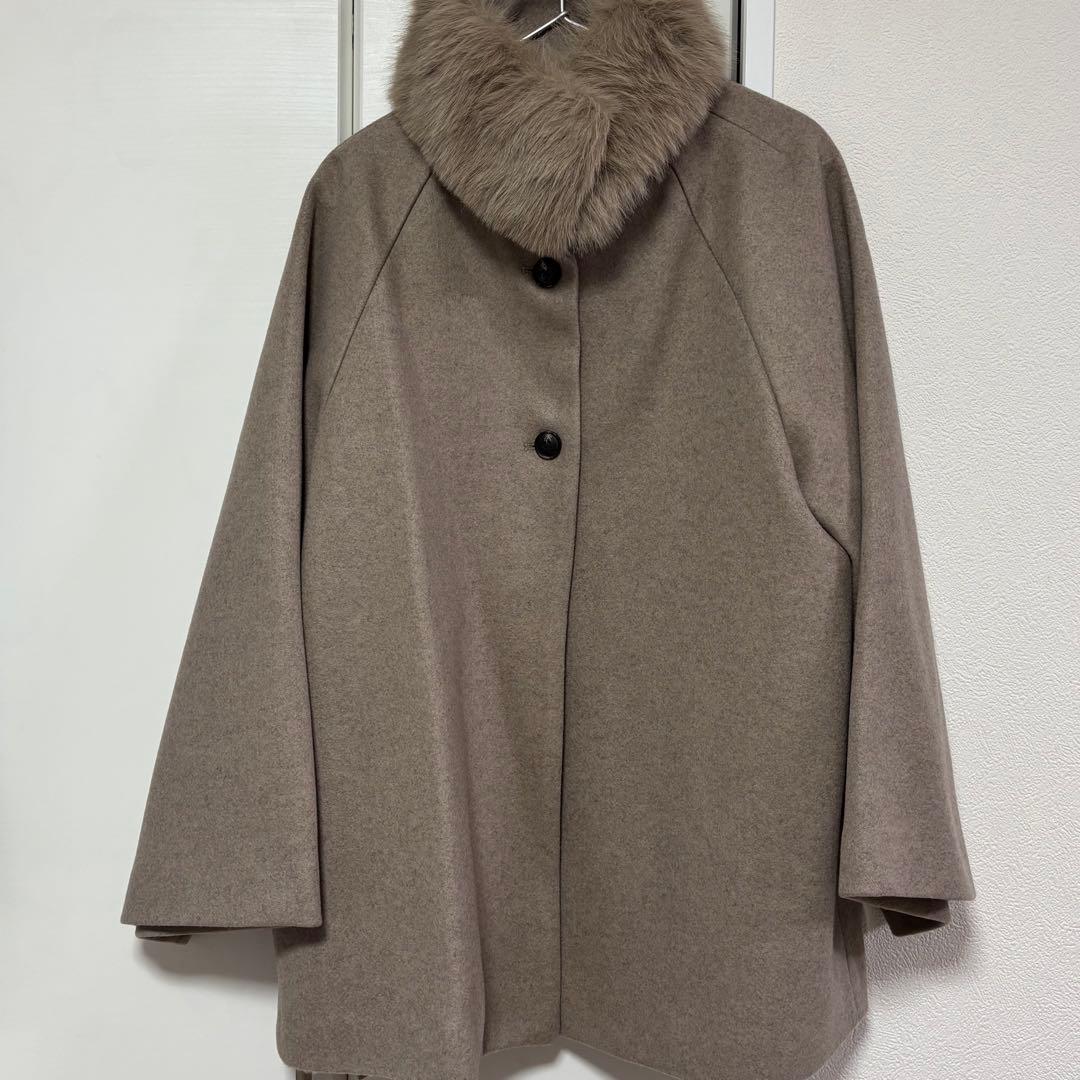 新品未使用・chico・ファー取り外しケープコート