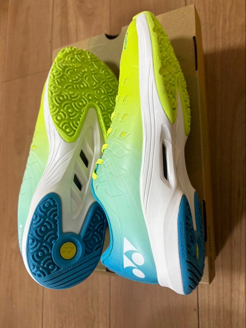 YONEXテニスシューズ　パワークッションエアラスダッシュ4GCサイズ:26cm