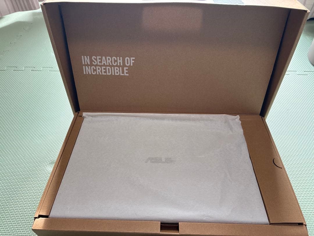 ASUS X512J core i5 ノートパソコン