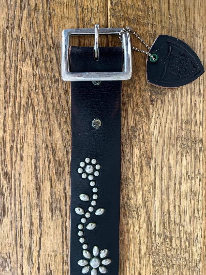 専用です HTC フラワー スタッズベルト ブラック 32inch 数回使用のみ