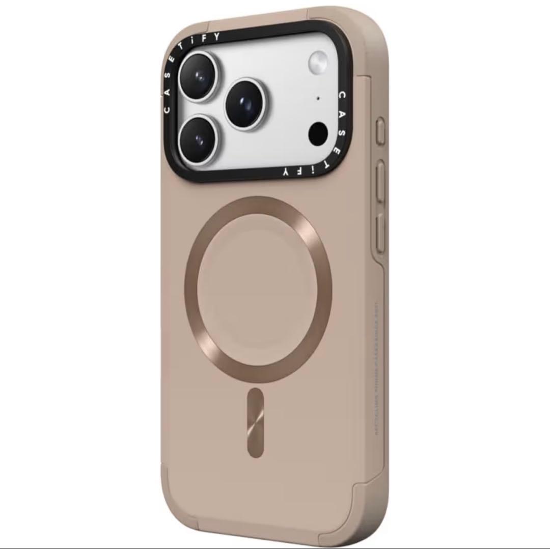 CASETiFY iPhone 17 Pro ケース　カメラ保護カバー付き