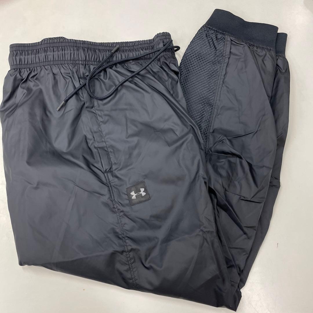 年始セ－ル アンダーア－マ　ウィンドブレーカー上下セット　L