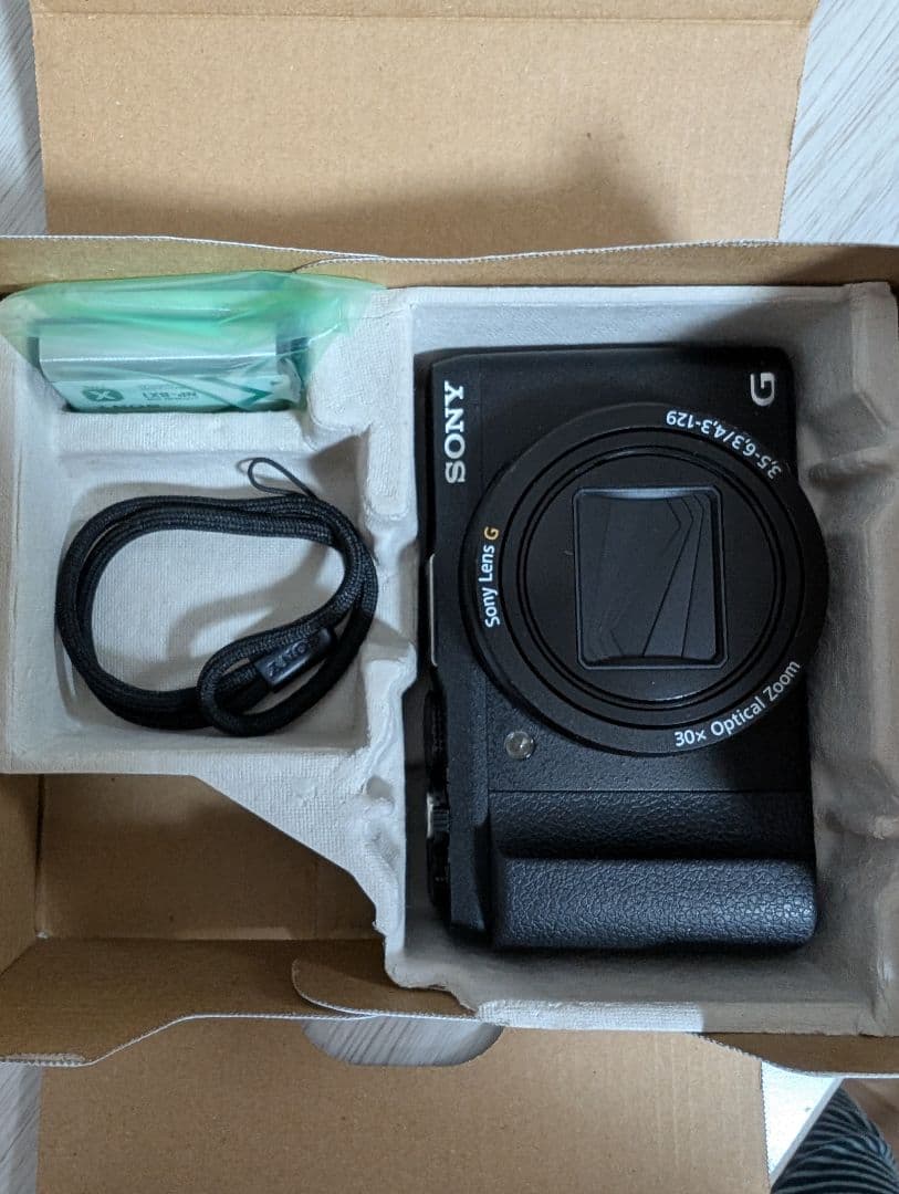 【SONY】サイバーショット DSC-HX60V【中古】