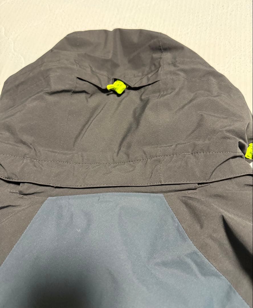 MILLET ミレー　日本サイズM スキー・スノボウェア（ジャケット）