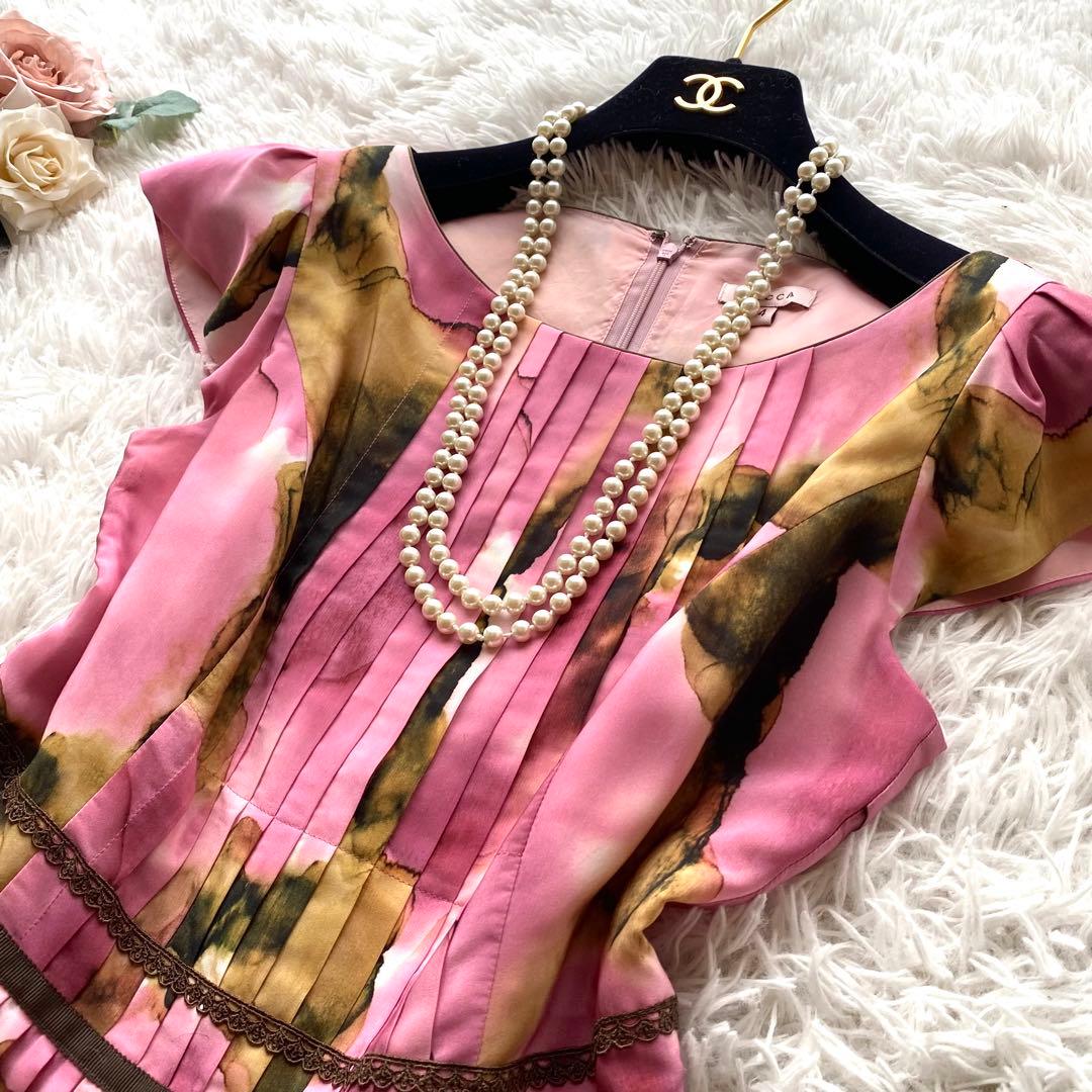 美品✨トッカ ワンピース 花柄 プリーツ ひざ丈 半袖 4サイズ L - メルカリ