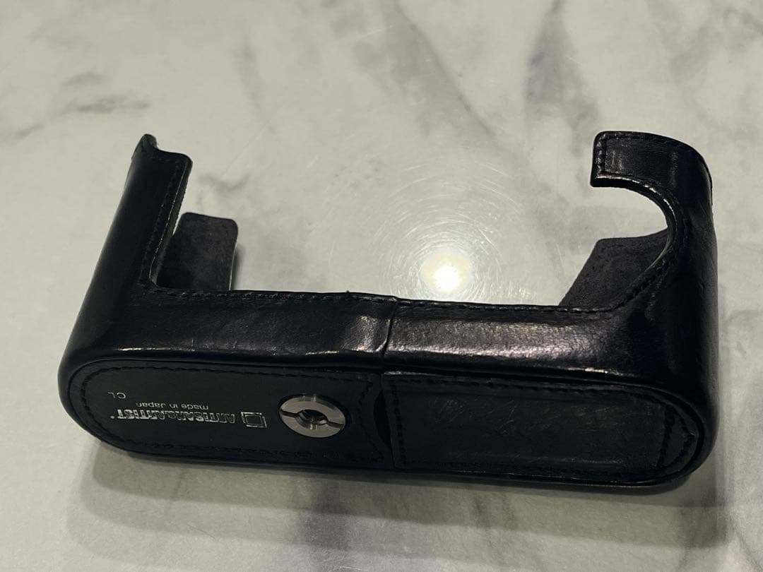 ARTISAN&ARTIST　ライカCL専用　ボディケース