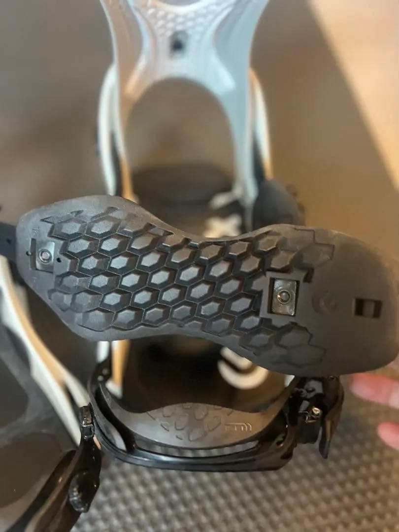 FLUX スノーボードビンディング ホワイト/ブラック