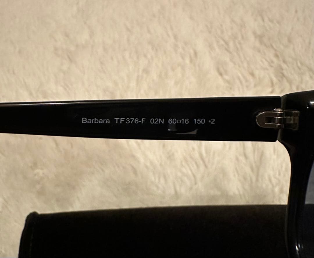 TOM FORD ブラック サングラス