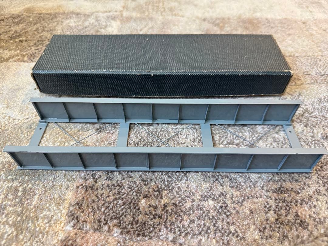 【HOゲージ】エンドウ 鉄橋No.2 TER HO アーチ型 鉄製 グレー