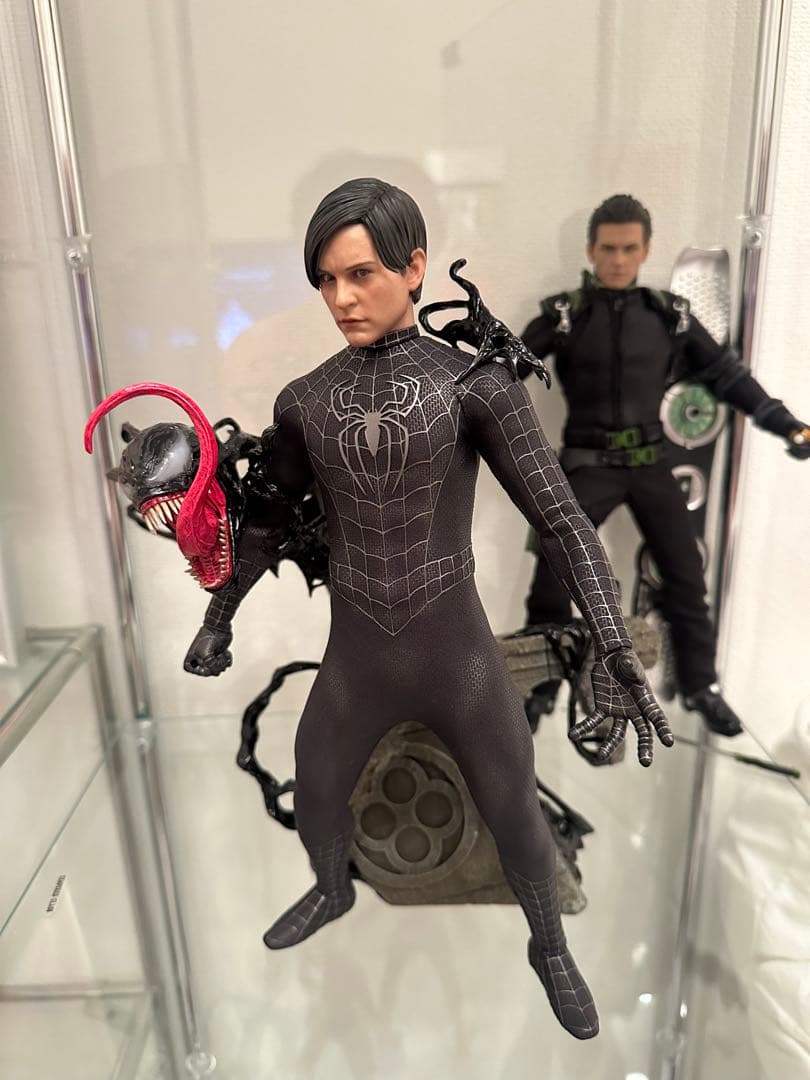 最終値下げ1/6 Hot Toys スパイダーマン（ブラックスーツ）DX版