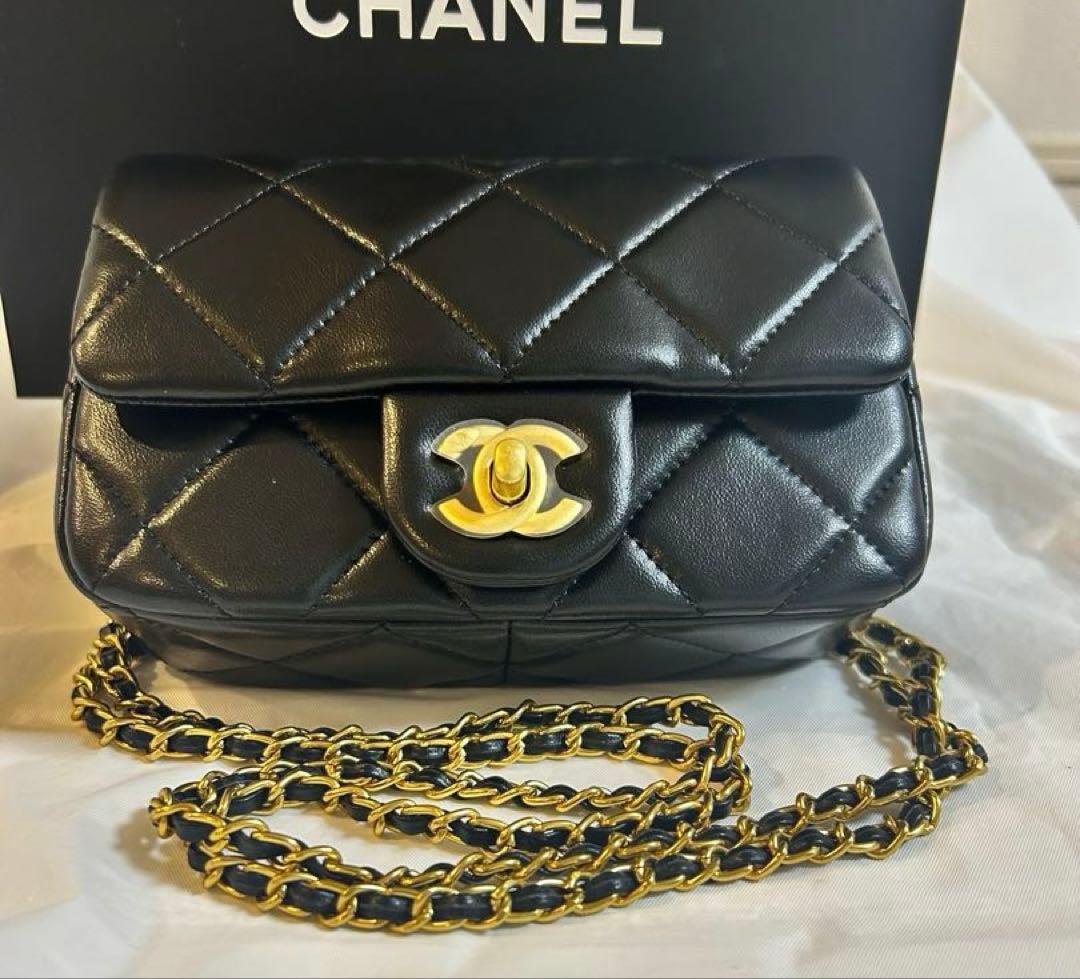 CHANEL ノベルティ ミニショルダーバッグ パールチェーン 黒