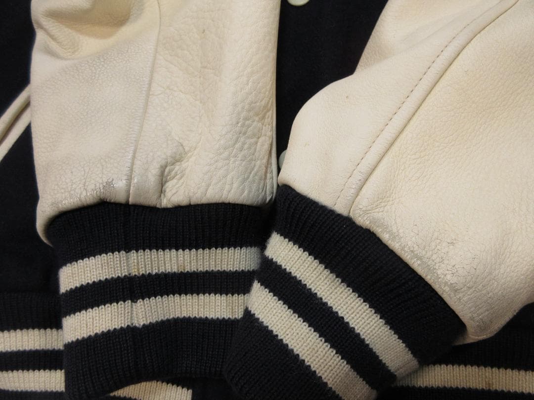 老*ー様 VAN-JAC　ヴァンヂャケット　アーチロゴ袖革スタジャン　L　べルソ