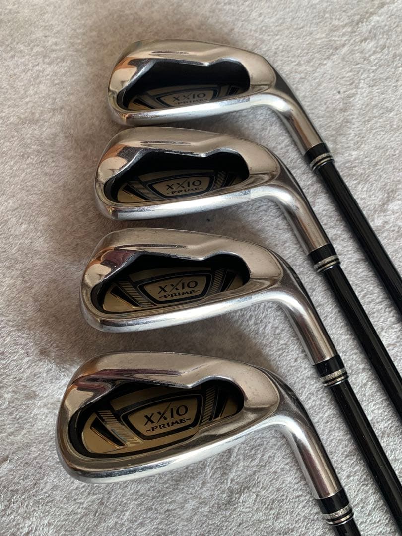 お買い得‼️ゼクシオプライム アイアン 2019 4本セット SP-1000-R