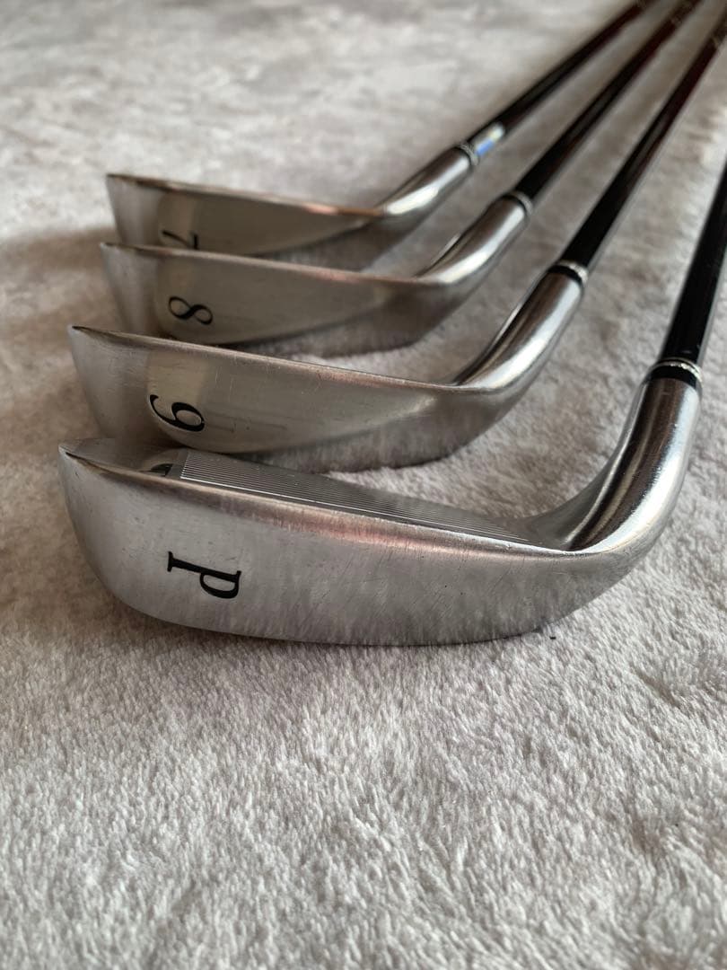 お買い得‼️ゼクシオプライム アイアン 2019 4本セット SP-1000-R