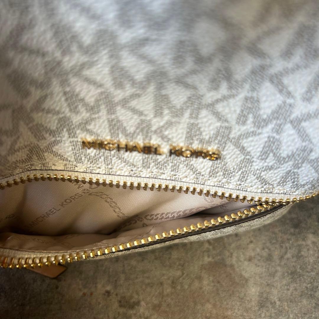 極美品 マイケルコース ミニバックパック リアジップ シグネチャー XS