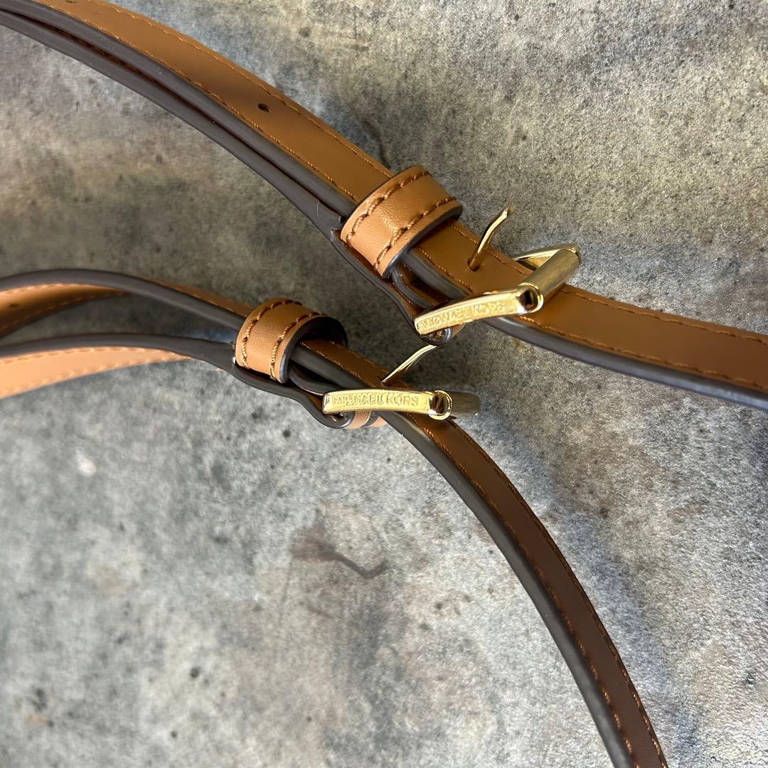 極美品 マイケルコース ミニバックパック リアジップ シグネチャー XS