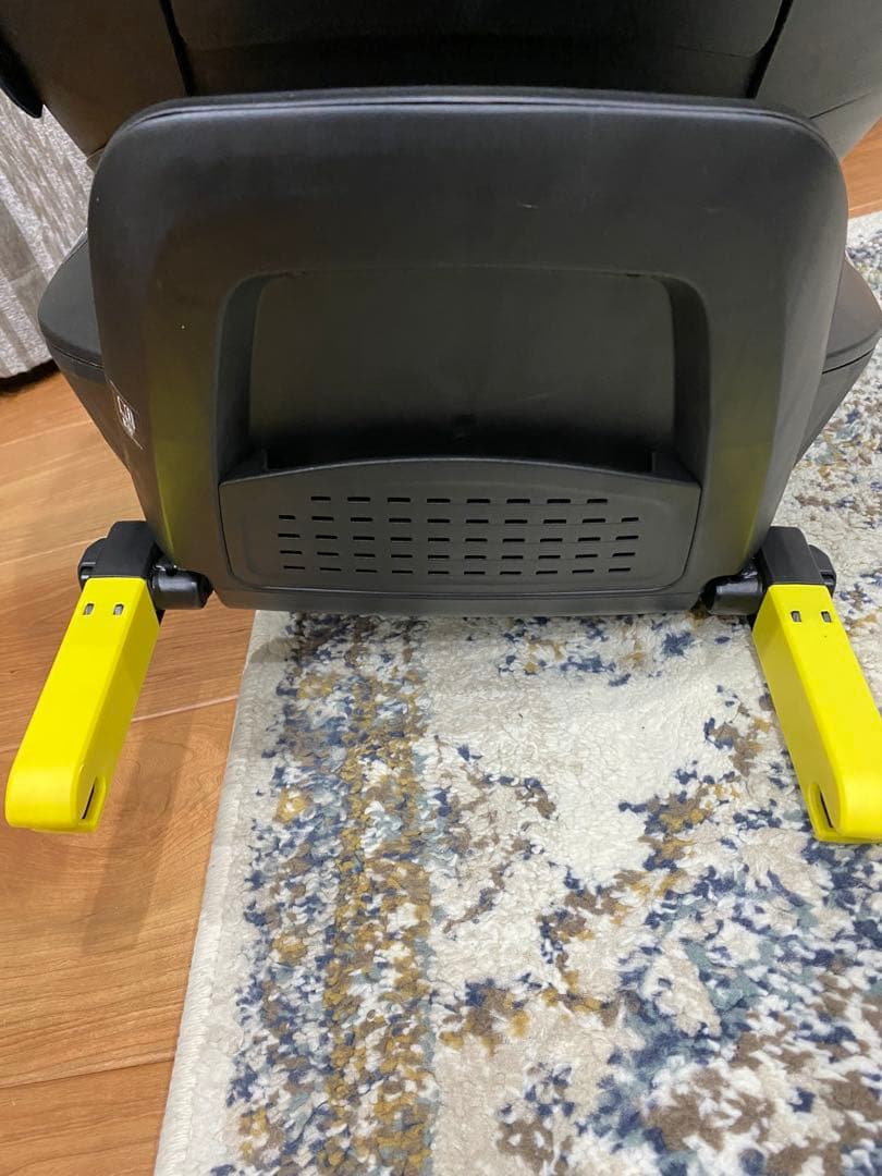 バ*ト様 極美品！アップリカ　Aprica　クルリラビッテエックス　R129適合