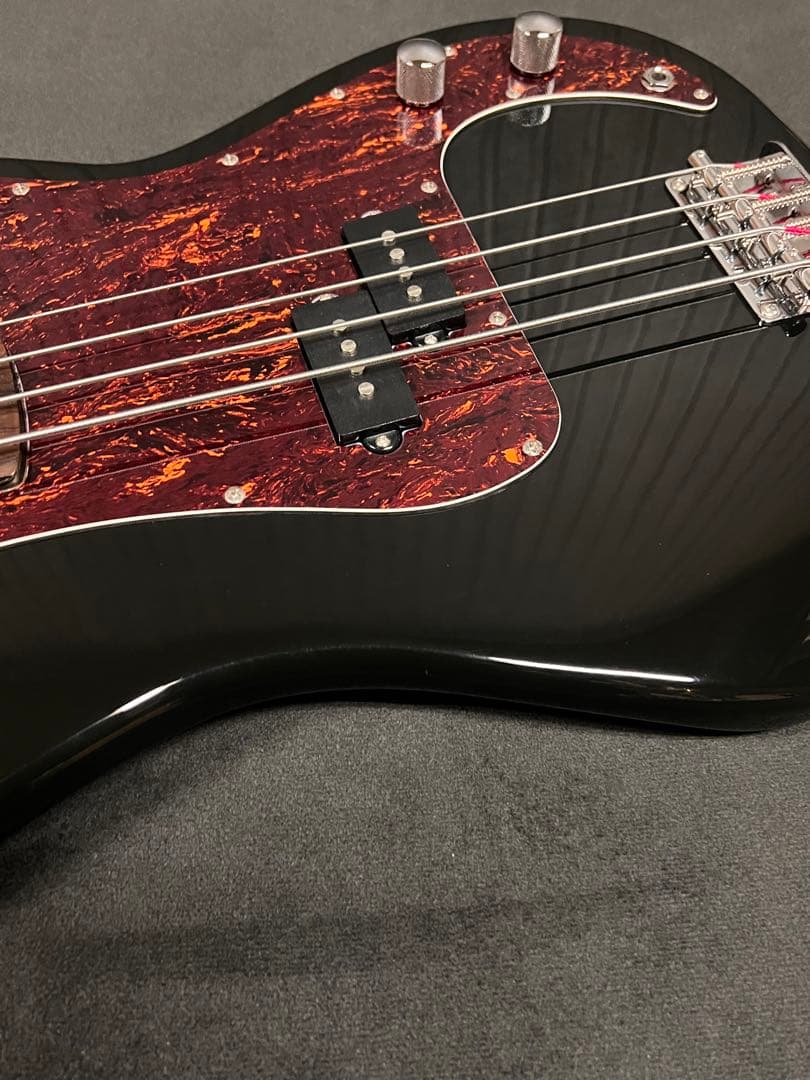 SELDER プレシジョンベースタイプ 黒 赤べっ甲柄 セルダー エレキ